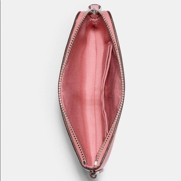 NWT COACH Boxed Corner Zip Wristlet Daisy Print - Picture 2 of 13